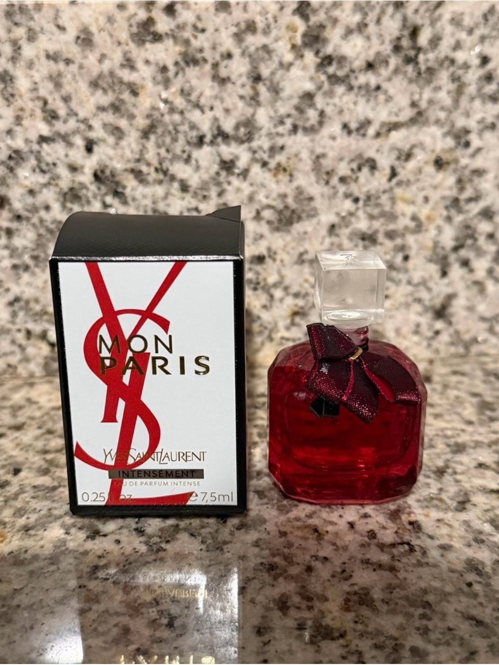Mini perfumes travel size